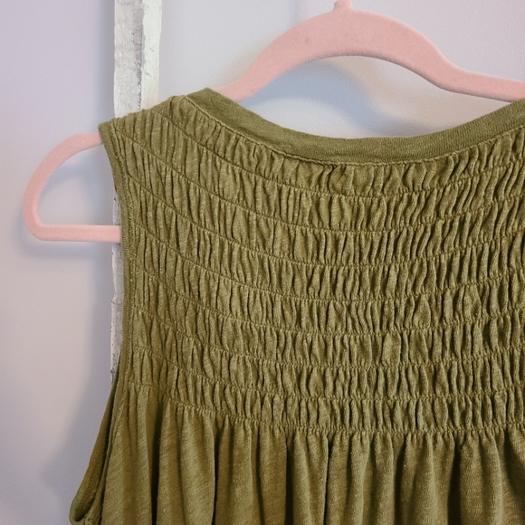 We the free♡ Smocked linen new to town tank - Picture 7 of 9
